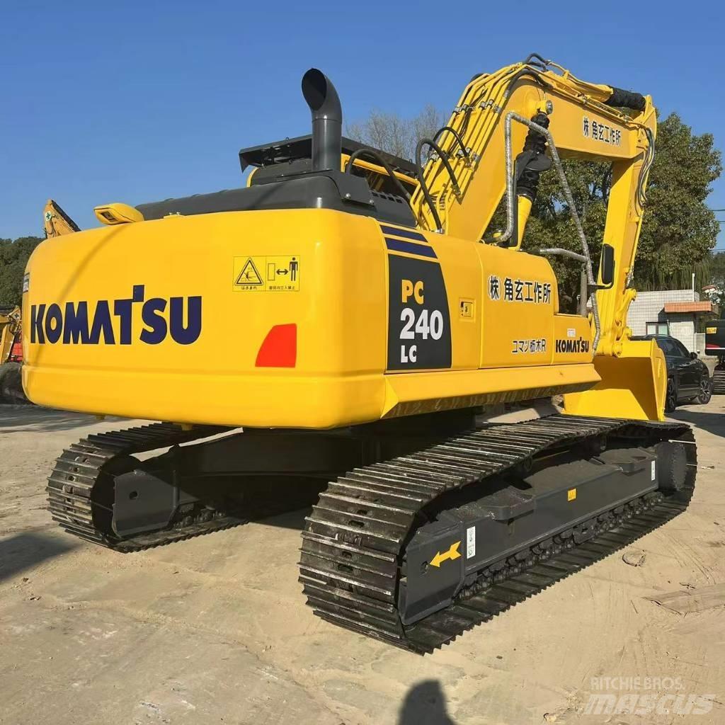 Komatsu PC240LC-8 حفارات صغيرة أقل من 7 طن (حفارات صغيرة)