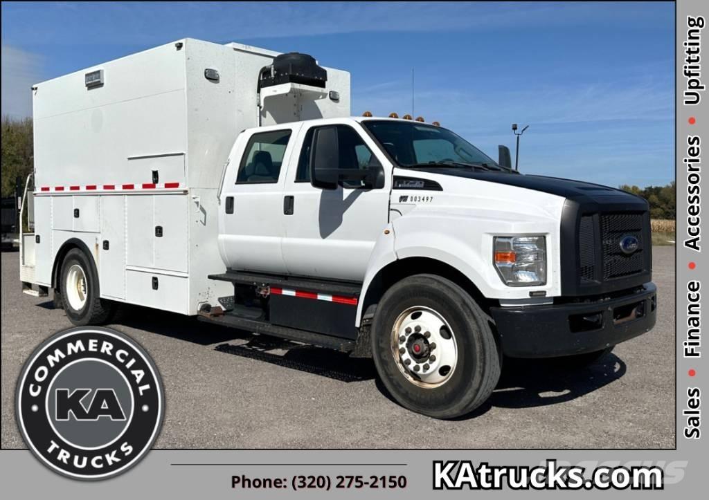 Ford F 750 SD شاحنات خفيفة/مفصلية الجوانب