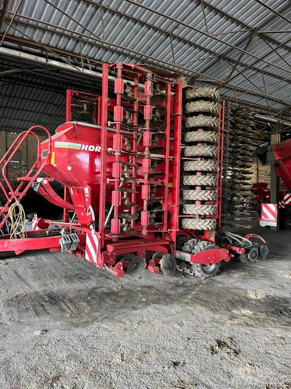 Horsch Pronto 9 DC مثاقيب