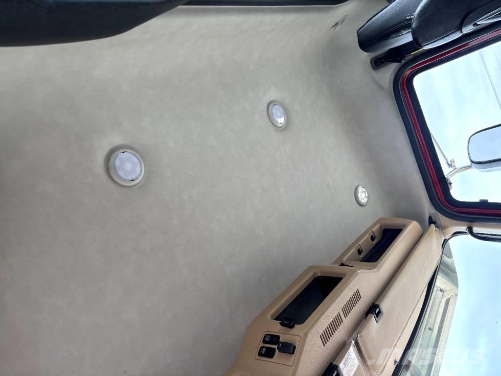 Mack Granite وحدات الجر