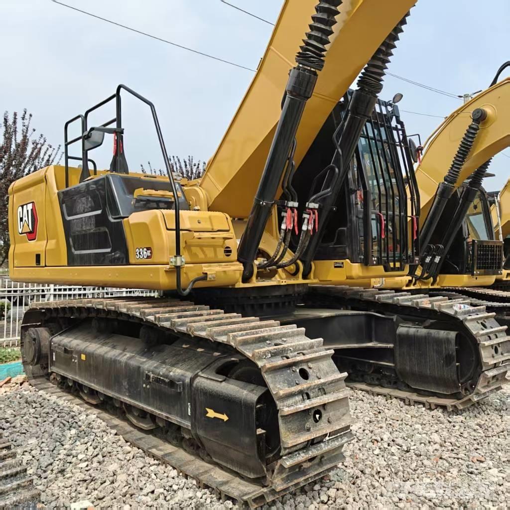 CAT 336GC حفارات زحافة