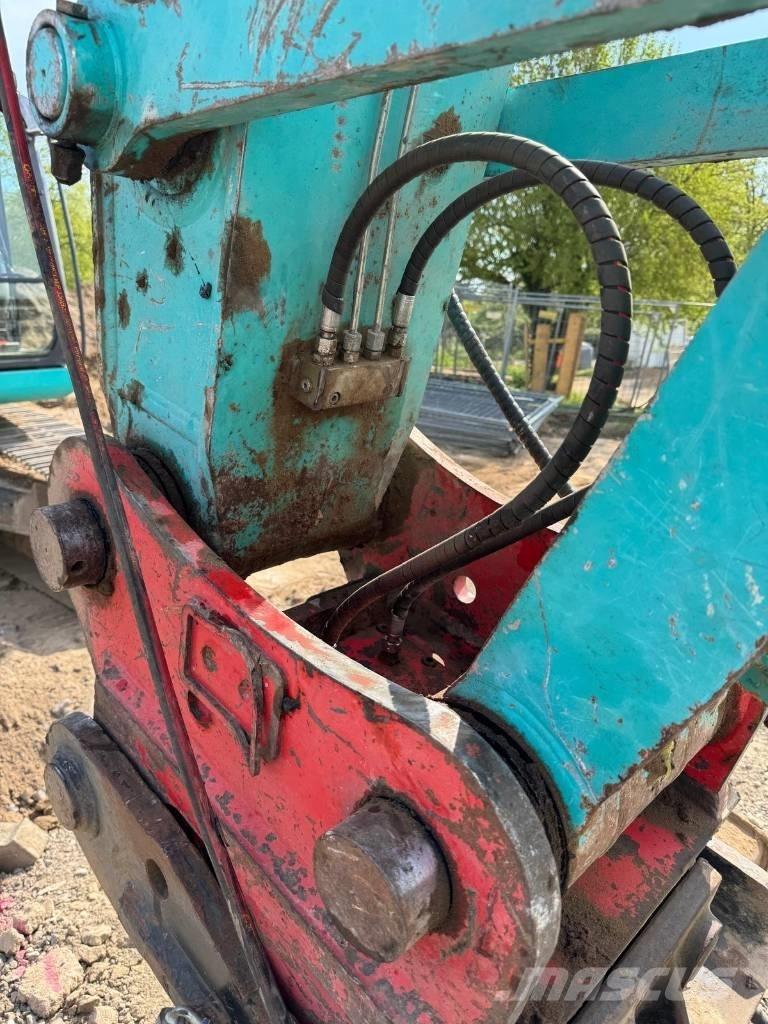 Kobelco SK260NLC-9 حفارات زحافة