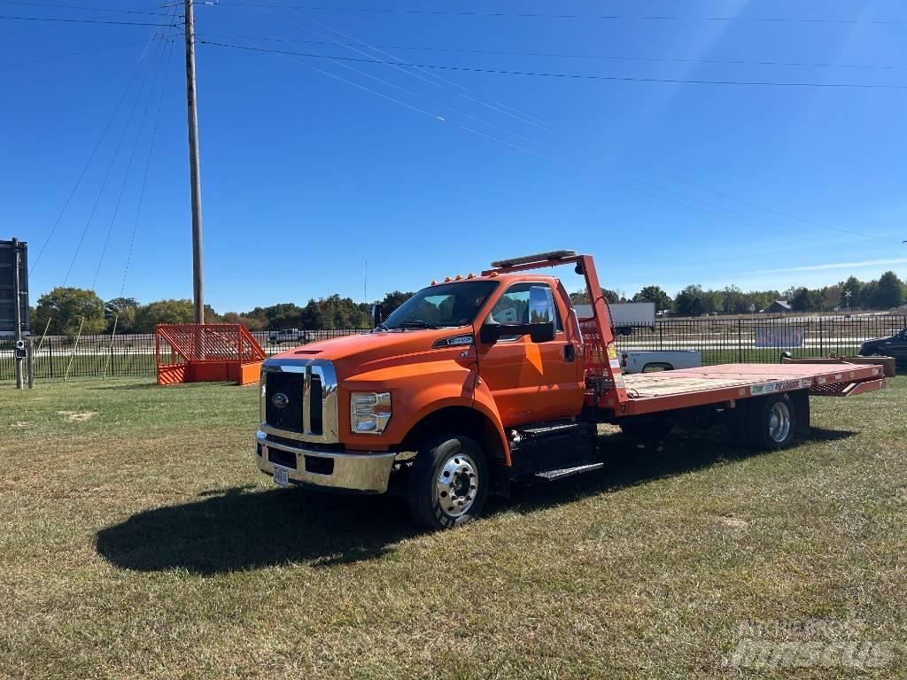 Ford F650 شاحنات مسطحة/مفصلية الجوانب