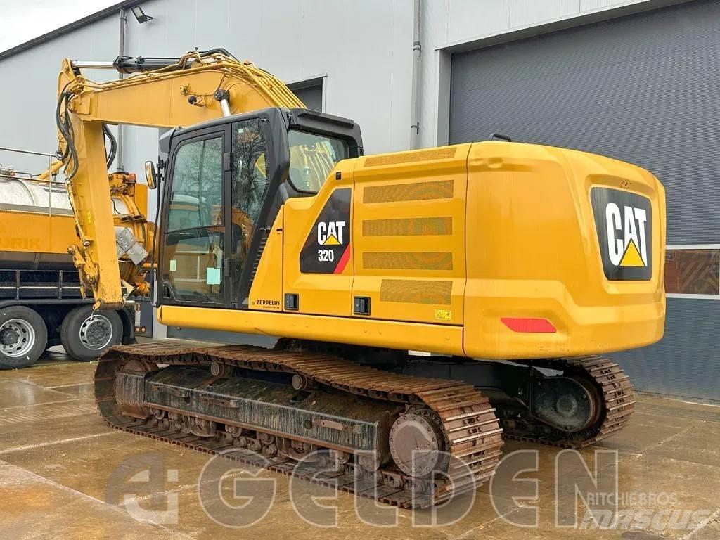 CAT 320 حفارات زحافة