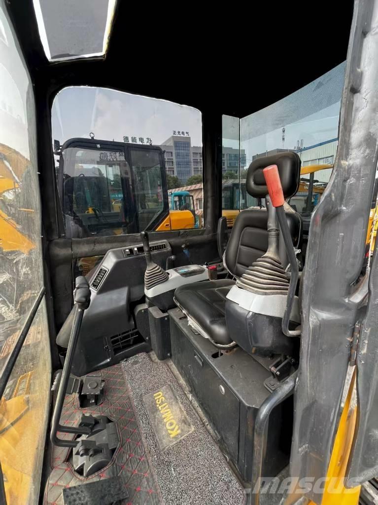 Komatsu PC 50 MR حفارات صغيرة أقل من 7 طن (حفارات صغيرة)