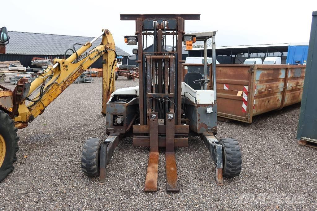 TCM TKL 3 x 3-M رافعات شوكية مثبتة على شاحنات