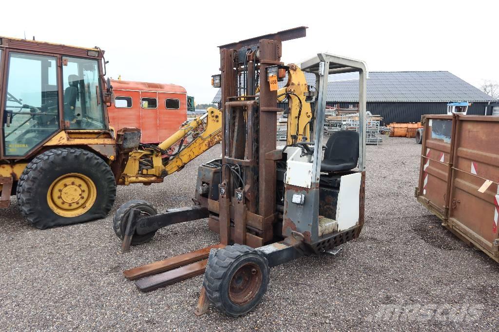 TCM TKL 3 x 3-M رافعات شوكية مثبتة على شاحنات