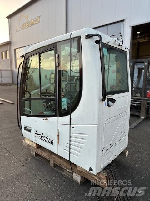Liebherr LH 35 KAB كابينة والداخلية