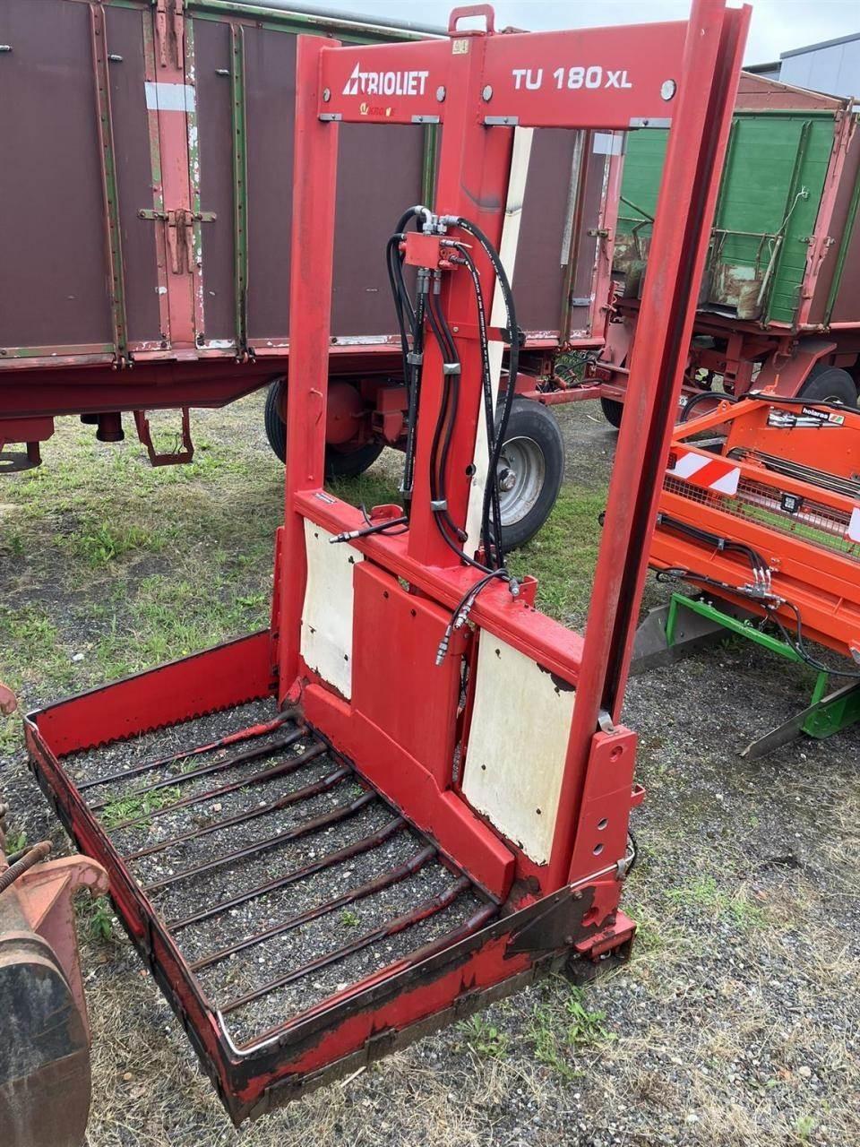 Trioliet TU 180 XL ماكينات وملحقات مواش أخرى
