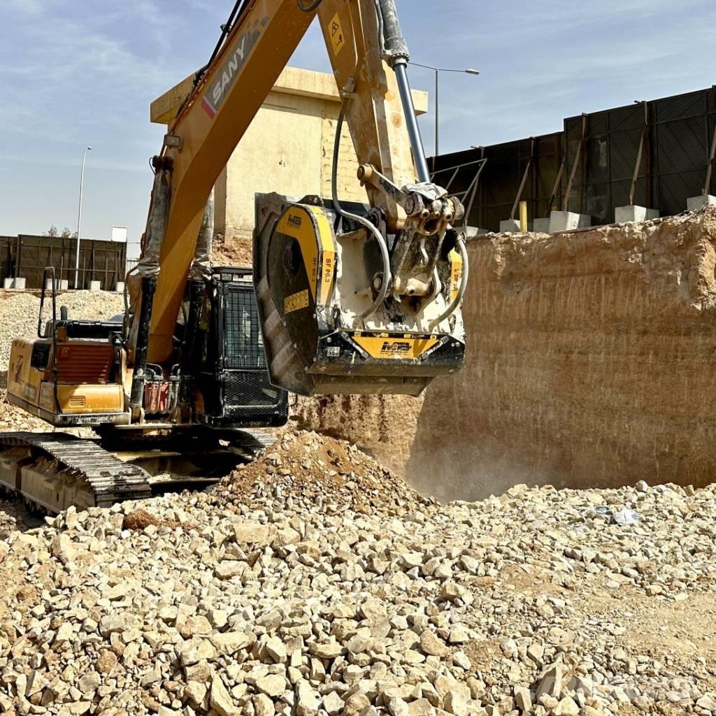 MB Crusher BF80.3 سحق الدلاء