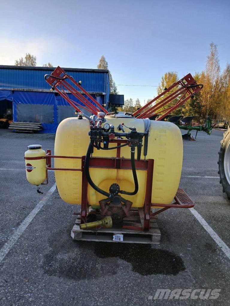 Hardi NK 850 / 12M رشاشات محمولة