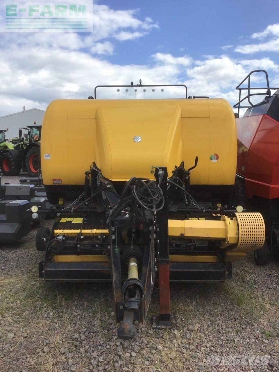 New Holland BB9080 محزمات مربعة