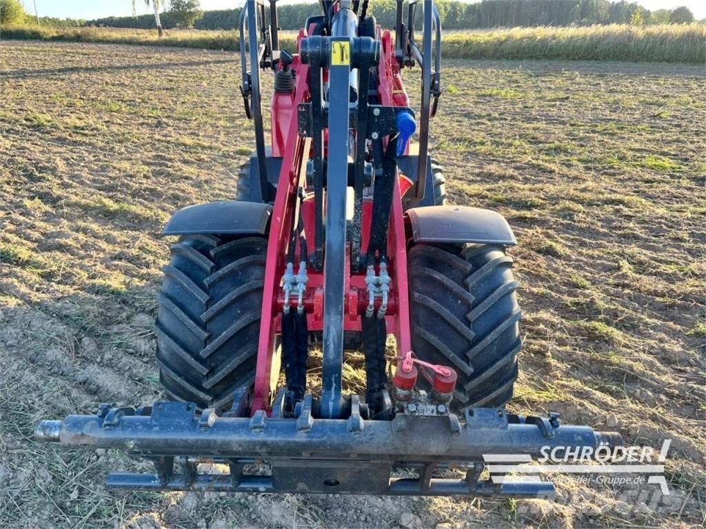Schäffer 2630 لوادر صغيرة