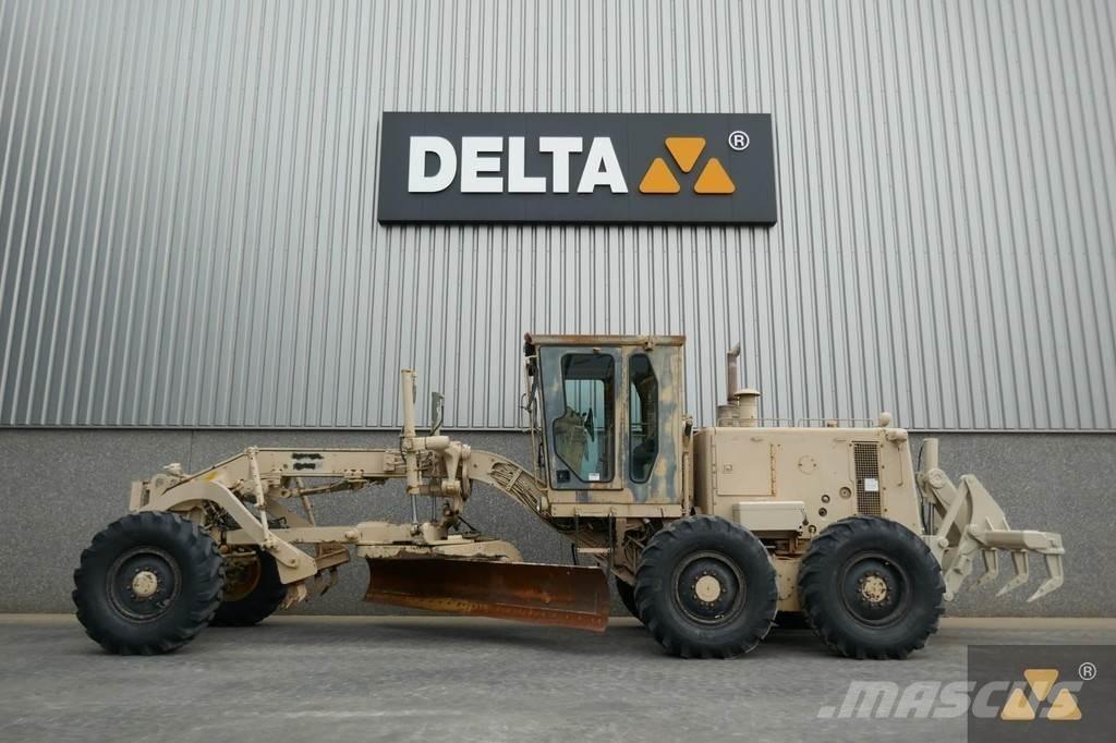 CAT 130G Ex-army معدات تمهيد الطرق