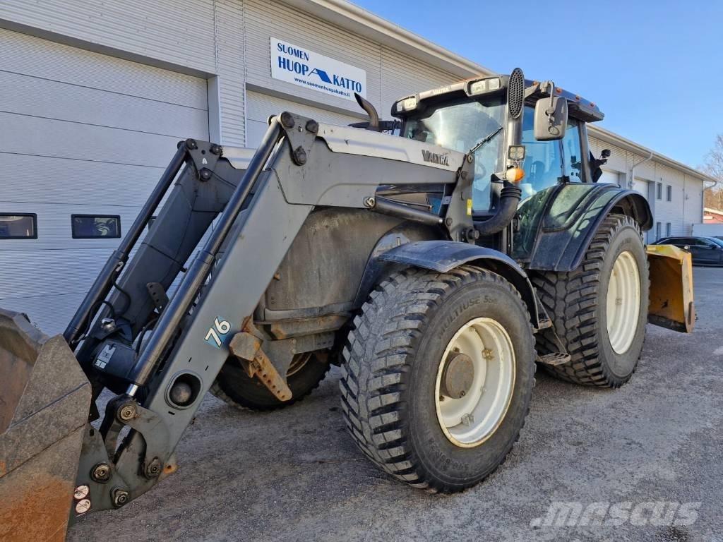 Valtra T 191 الجرارات