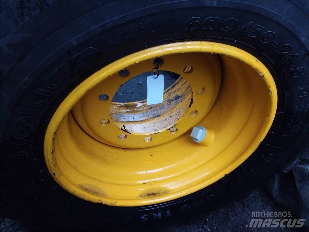 Rottne H11 20x24,5 الإطارات والعجلات والحافات