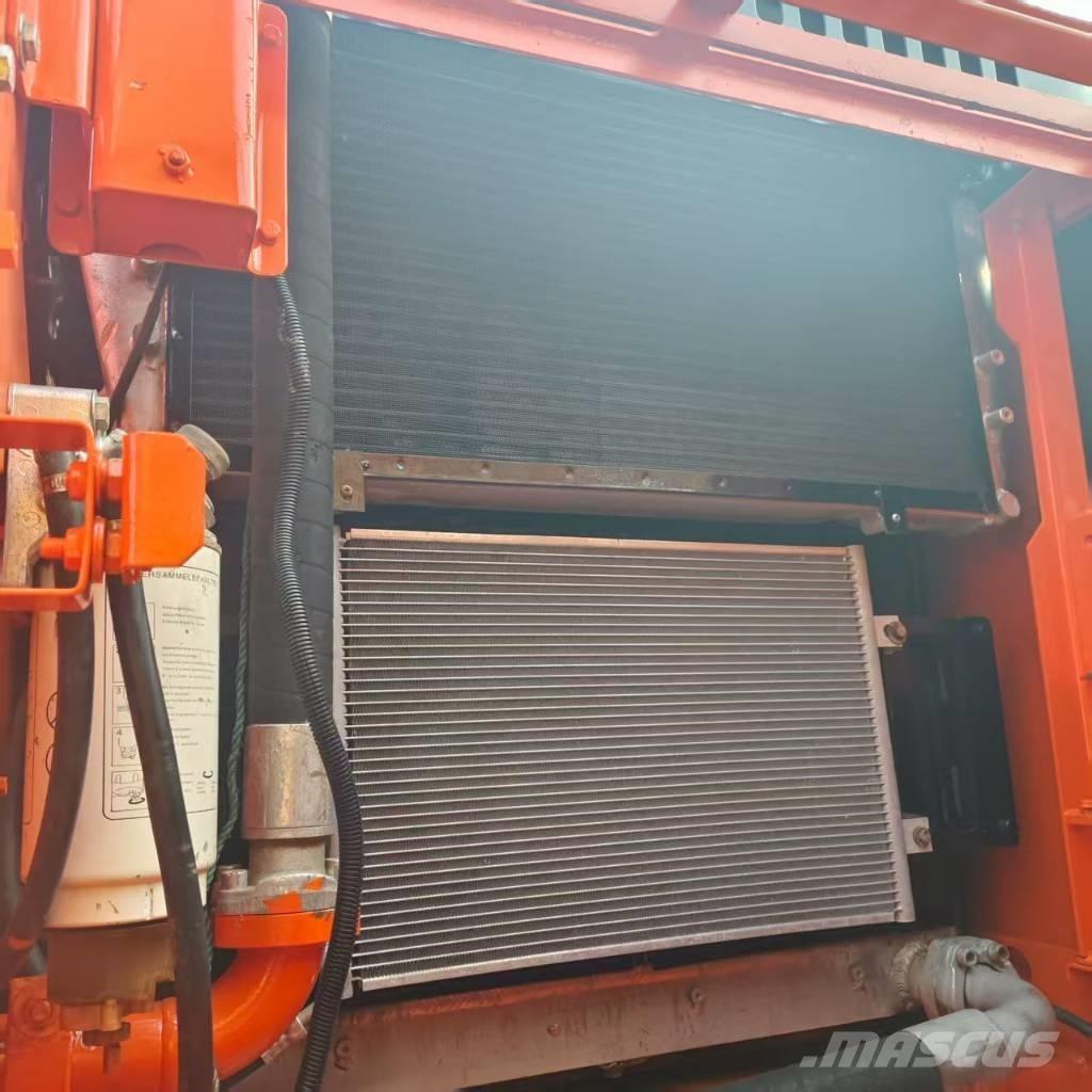 Doosan DX 300 حفارات زحافة