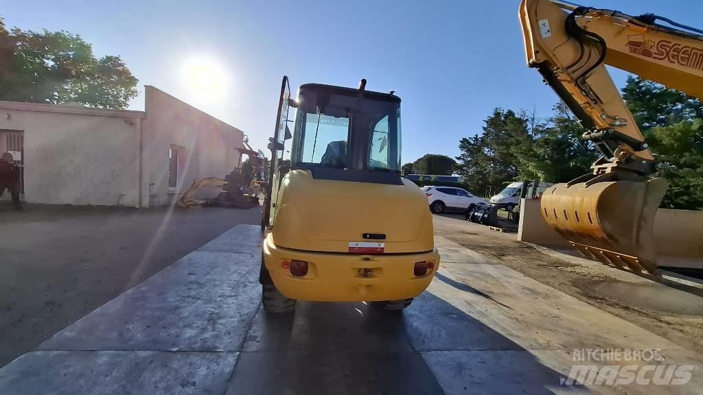 Volvo BM L20B لوادر بعجل