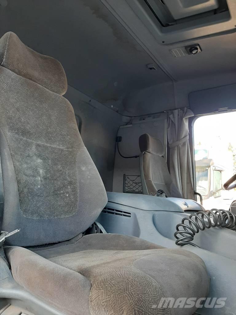 Scania P 124 شاحنات الرافعات الخطافية