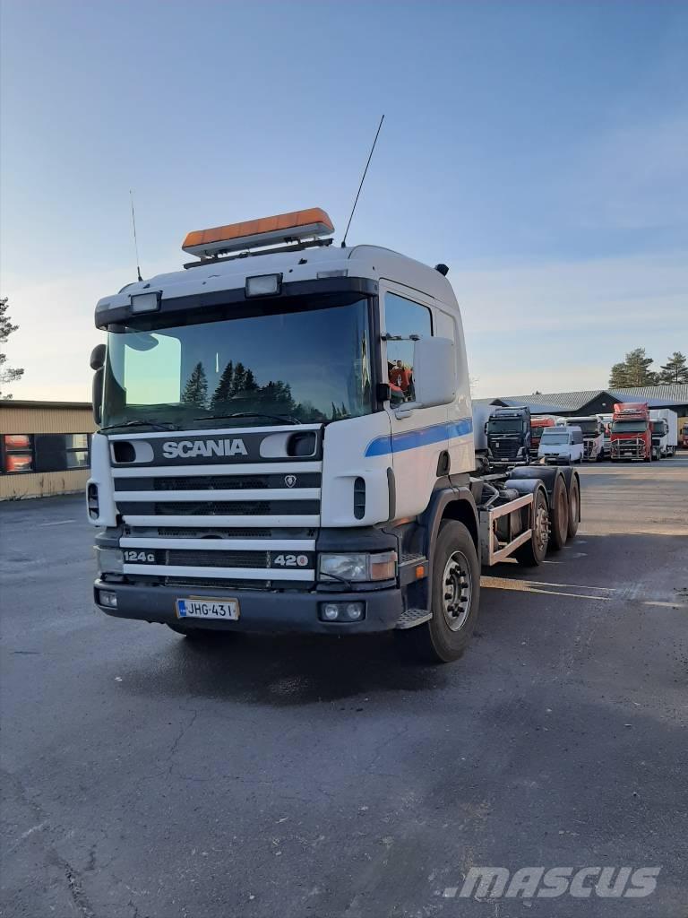 Scania P 124 شاحنات الرافعات الخطافية