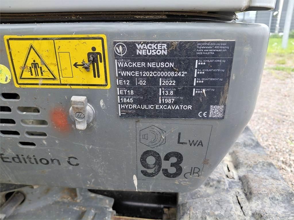 Wacker Neuson ET18 حفارات زحافة