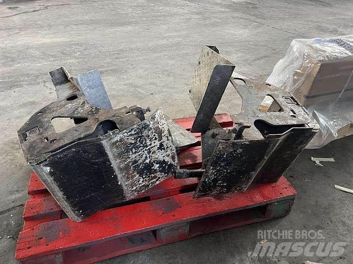 Demag DF 45C معدات السفلتة
