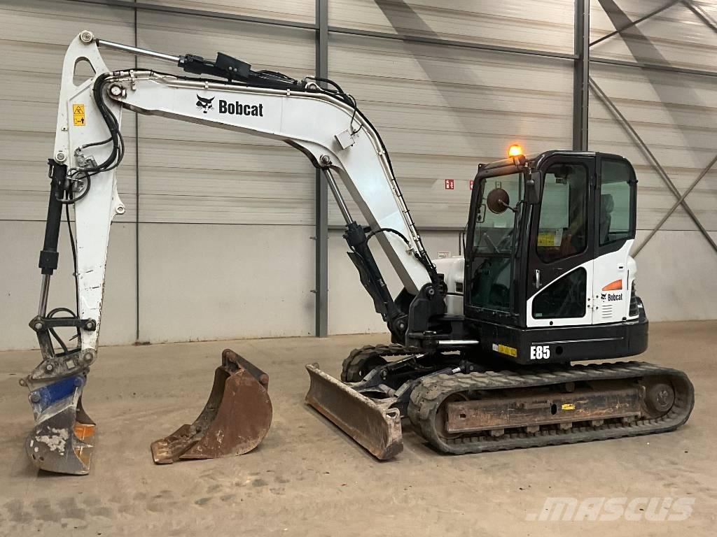 Bobcat E 85 حفارات وسط 7 طن - 12 طن