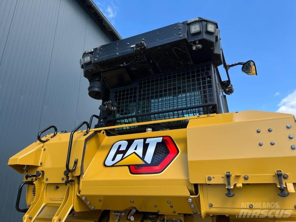 CAT D6 LGP with CE بلدوزرات مجنزرة