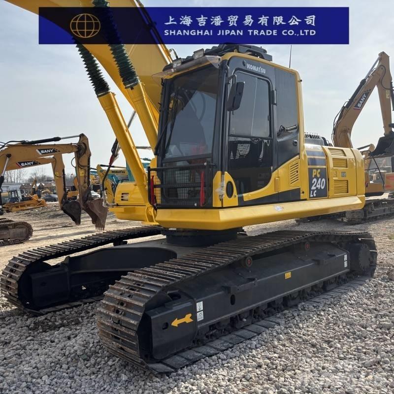 Komatsu PC 240 حفارات زحافة