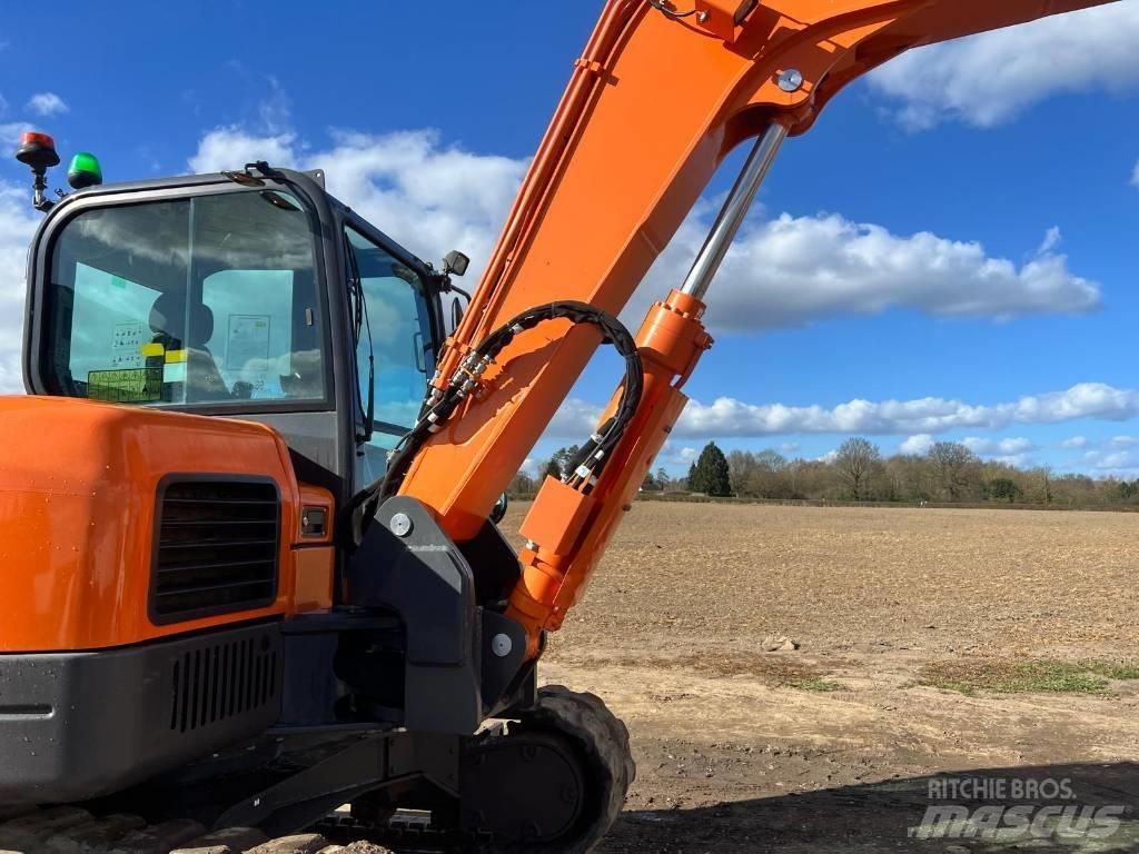 Doosan DX 85 R حفارات وسط 7 طن - 12 طن