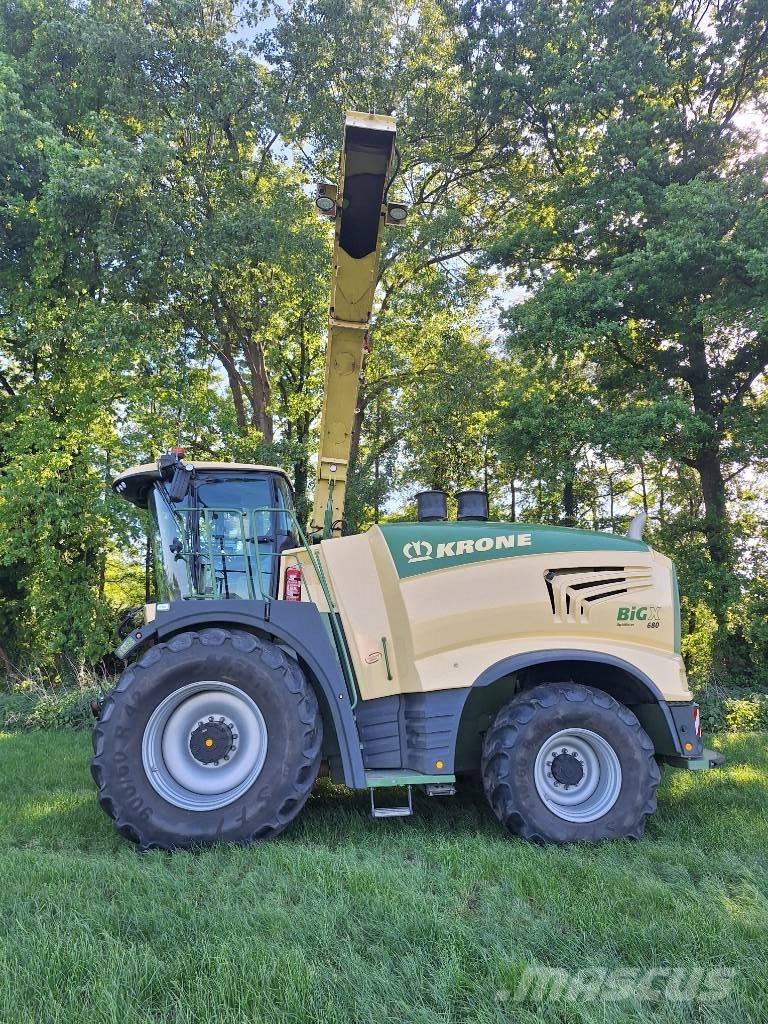 Krone Big X 680 علافات ذاتية الدفع
