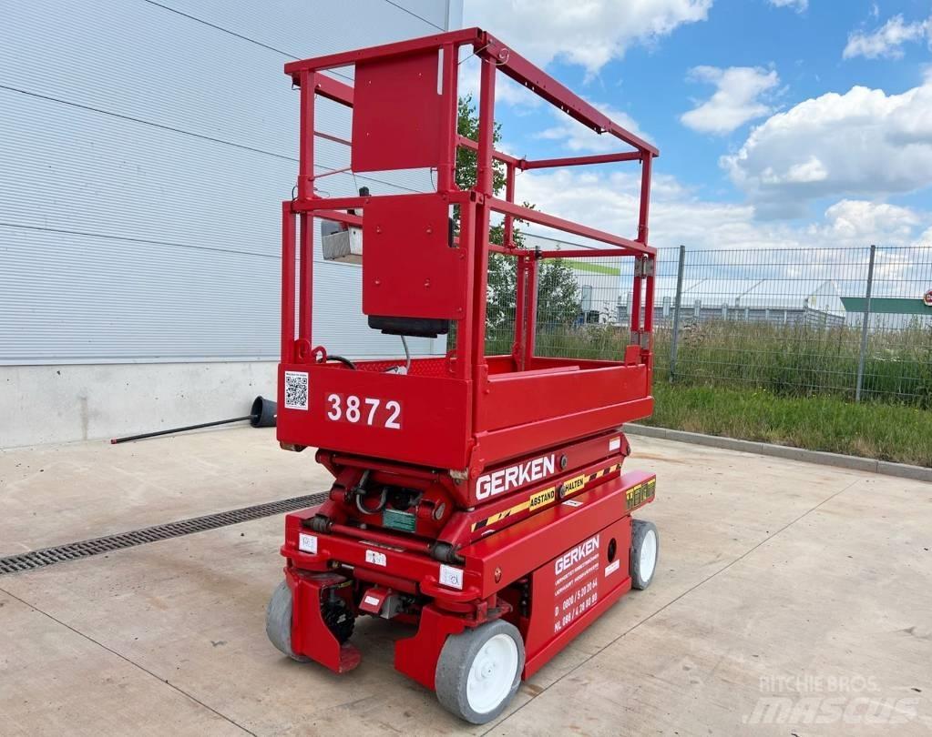 SkyJack SJ III 3215 رافعات مقصية الشكل