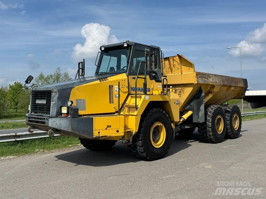 Komatsu HM300-2 ساحبات مفصلية
