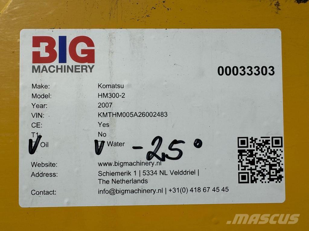 Komatsu HM300-2 ساحبات مفصلية