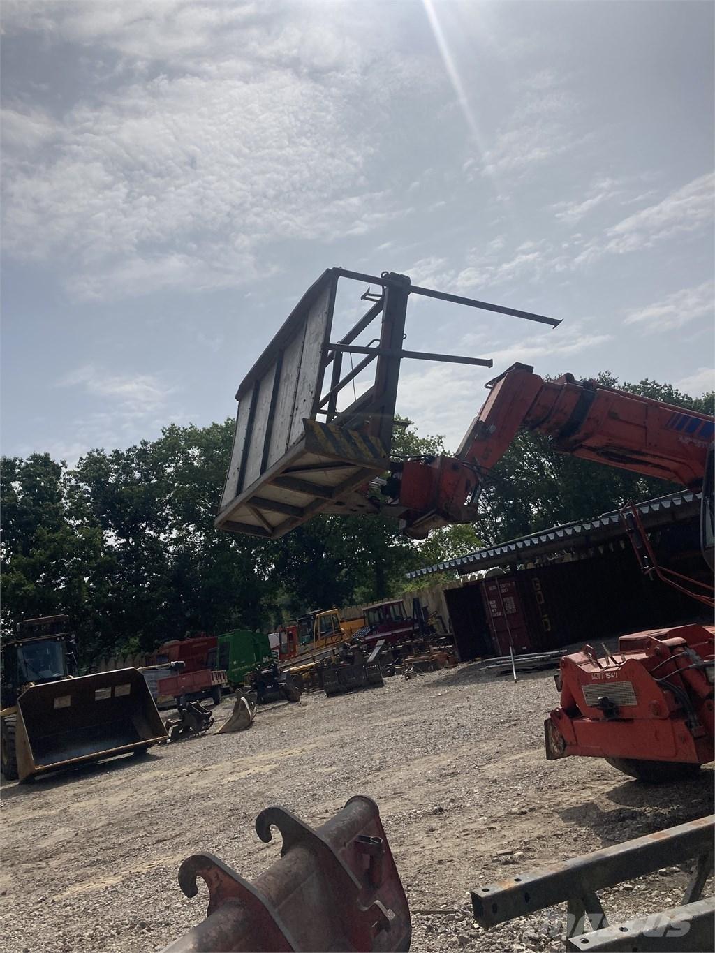 Manitou 1540 MRT مناولات متداخلة