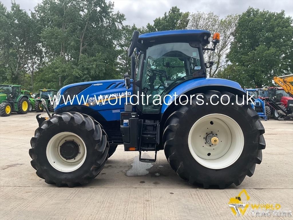 New Holland T 7.210 الجرارات