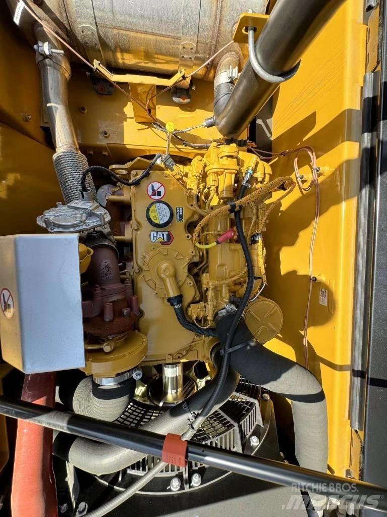 CAT 320GX حفارات زحافة