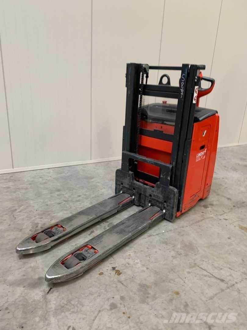 Linde D10 شاحنات مناولة ذاتية الدفع