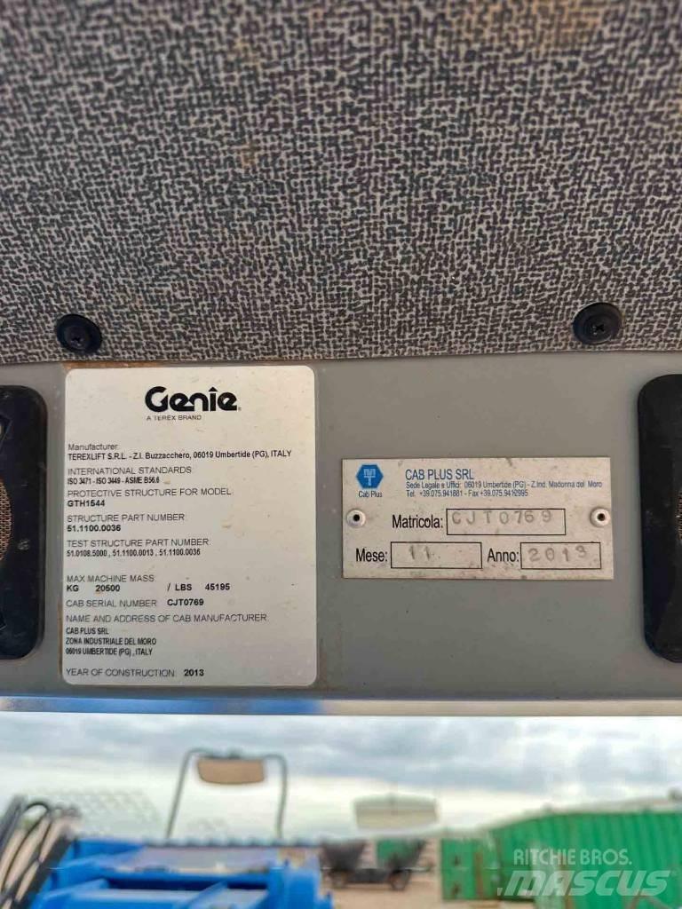 Genie GTH 1544 مناولات متداخلة