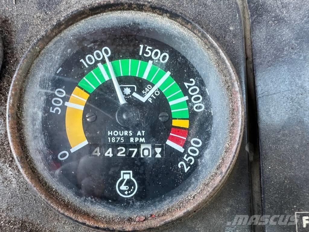 Massey Ferguson 265 الجرارات