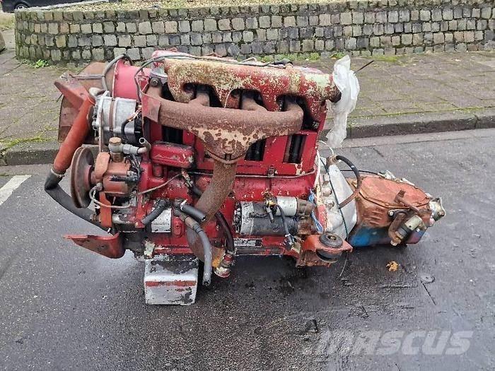  Engines F4L913 مكونات أخرى
