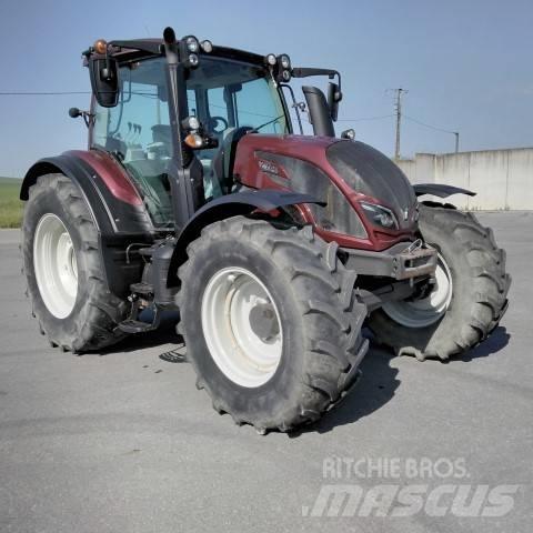 Valtra N 174 الجرارات