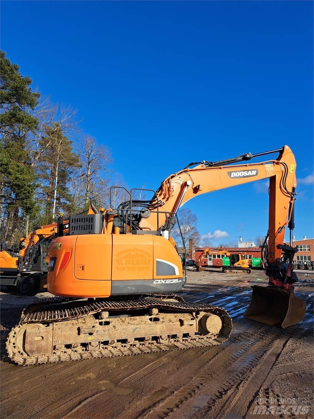 Doosan DX235LCR-5 حفارات زحافة