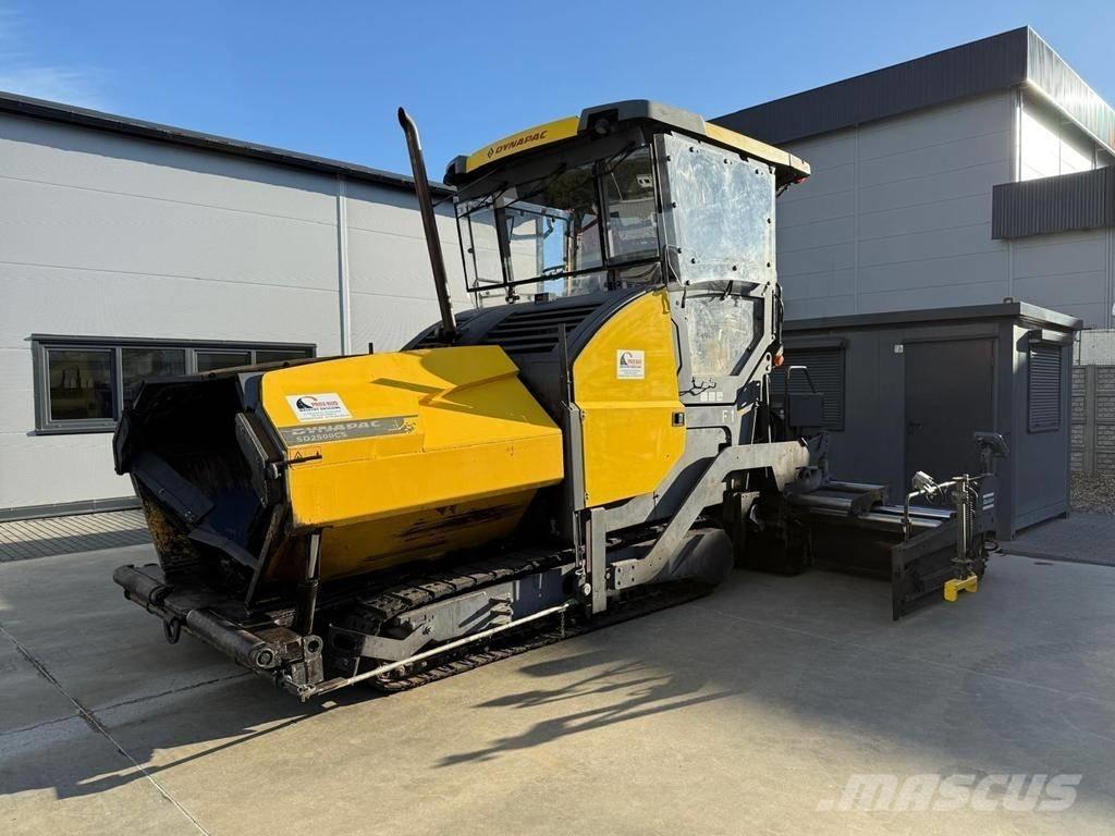 Dynapac SD 2500 CS معدات السفلتة