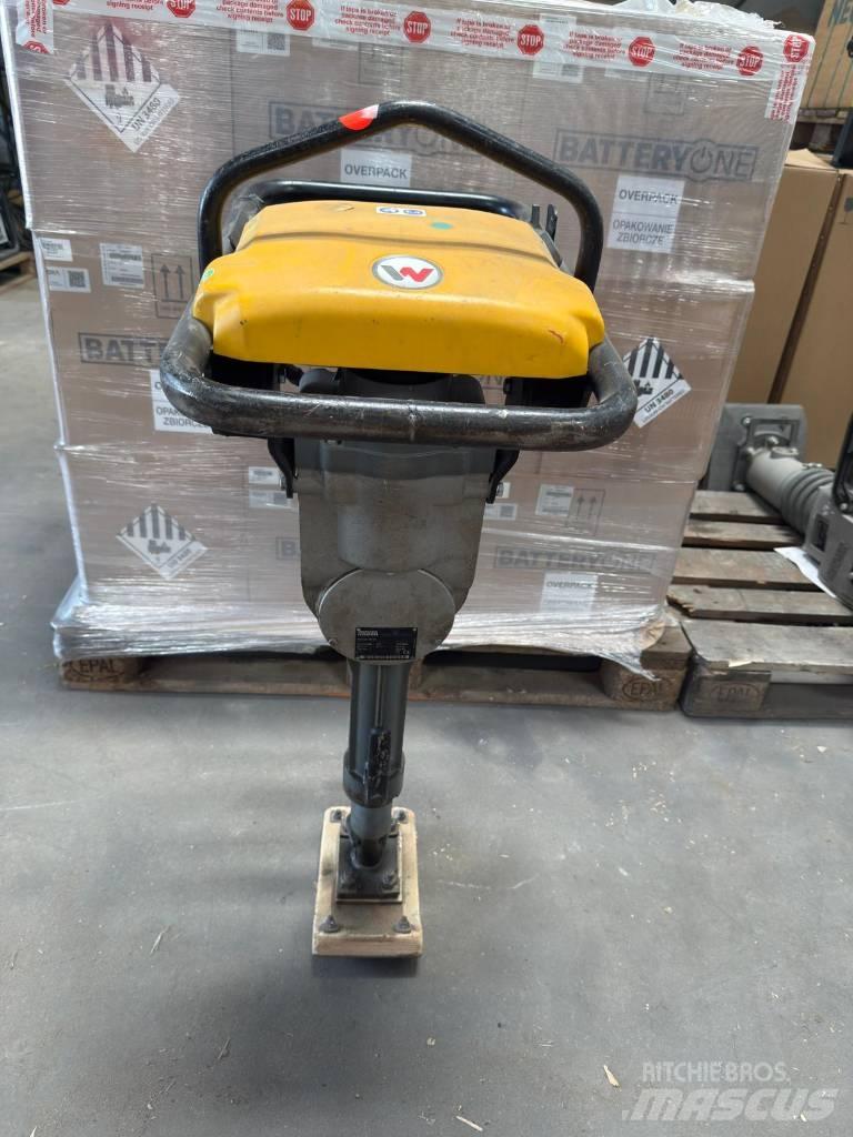 Wacker Neuson AS30e ِدَكات