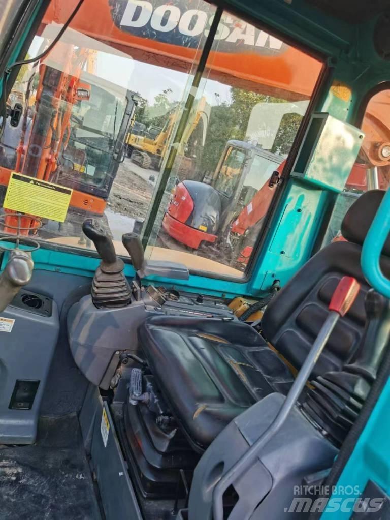 Kubota 163-1 حفارات زحافة
