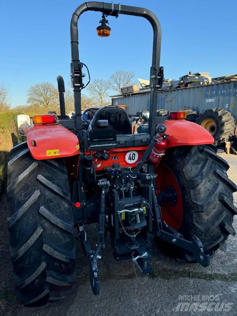 Kubota M 4-063 الجرارات