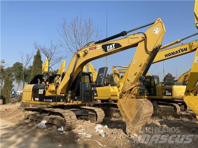 CAT 318D حفارات زحافة