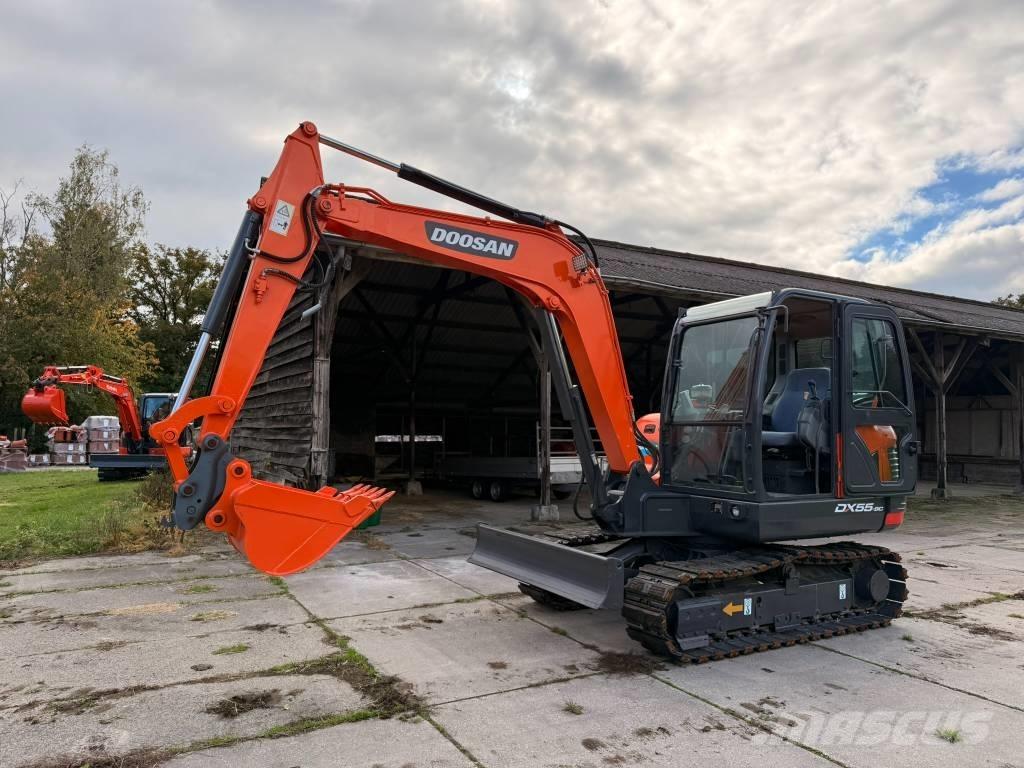 Doosan DX 55-9 C حفارات صغيرة أقل من 7 طن (حفارات صغيرة)
