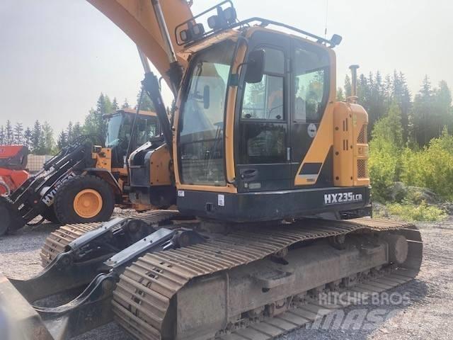Hyundai HX 235 LCRD حفارات زحافة